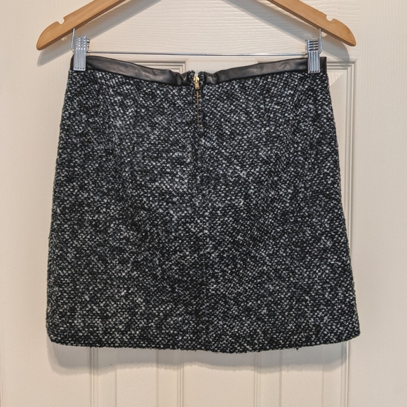 Blue woven mini skirt - Picture 2 of 6